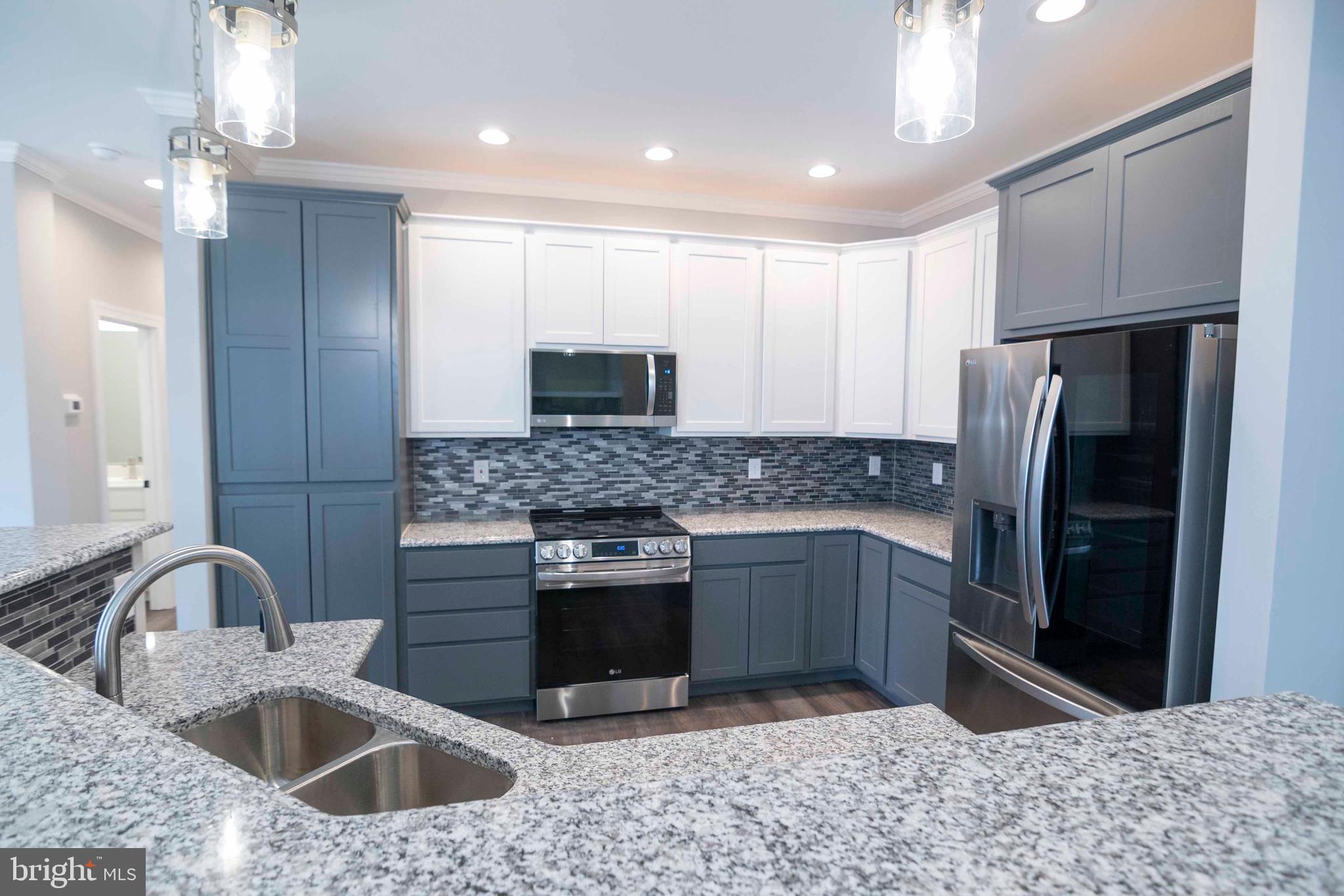 1332 Warren Avenue Front Royal, VA 22630 - Photo 28 of 55