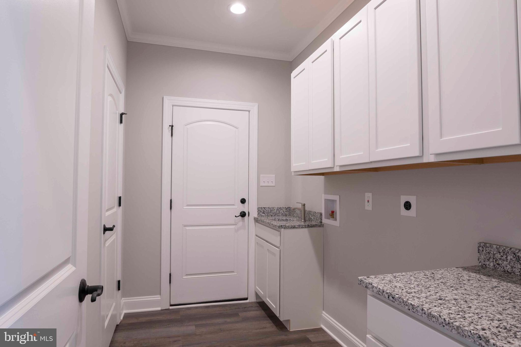 1332 Warren Avenue Front Royal, VA 22630 - Photo 37 of 55