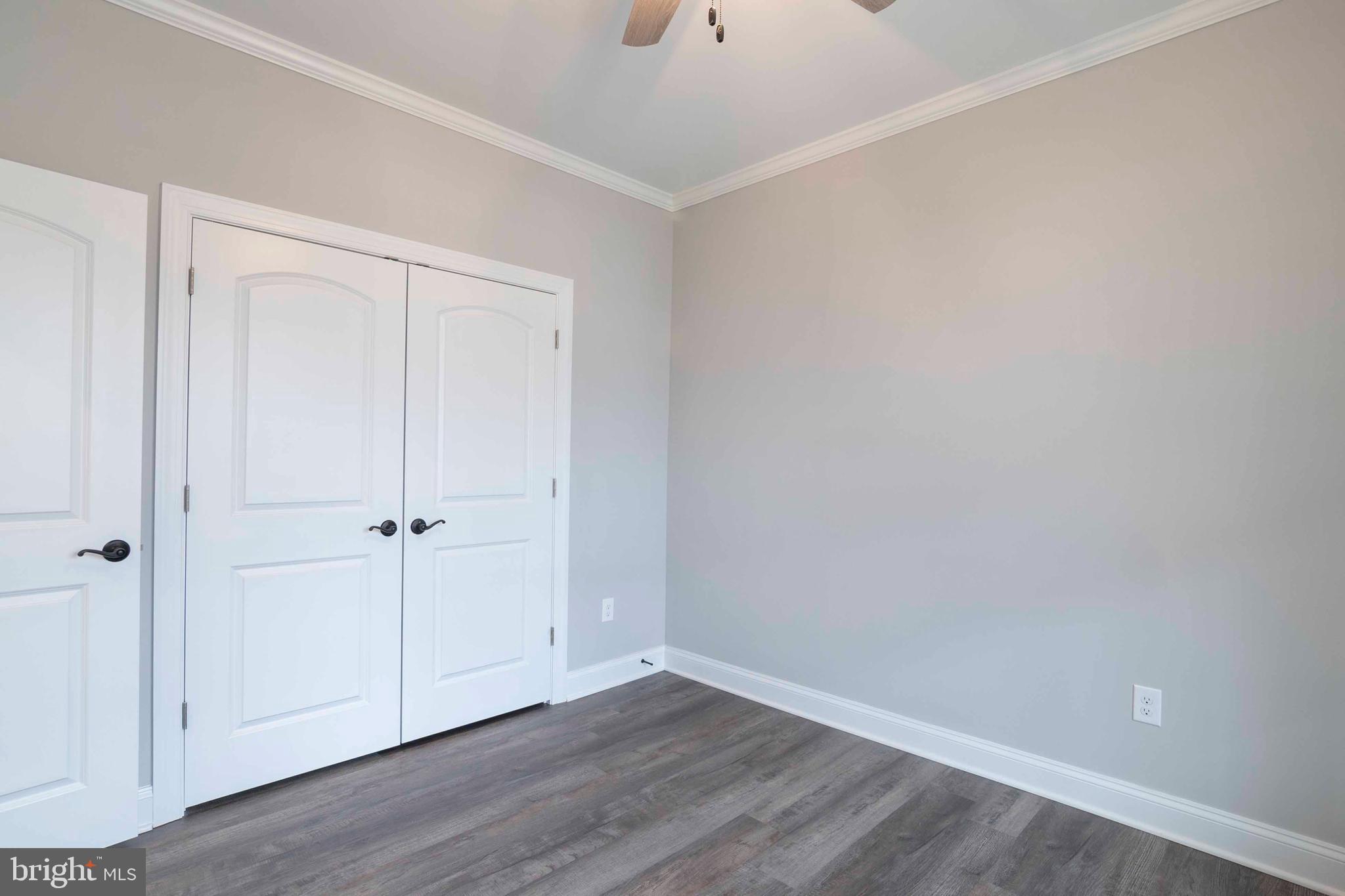 1332 Warren Avenue Front Royal, VA 22630 - Photo 5 of 55