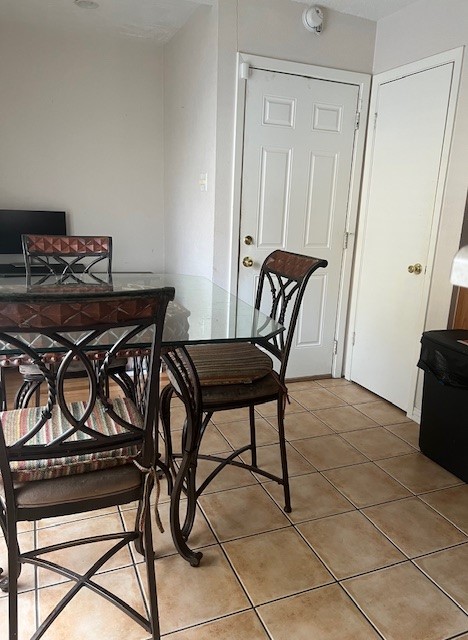 2539 Goldspring Lane Spring, TX 77373 - Photo 5 of 21 a view of a workspace with furniture