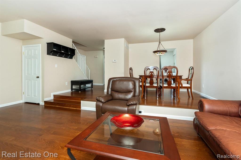 1370 Crescent Lane, Unit 302 Rochester Hills, MI 48306 - Photo 17 of 41