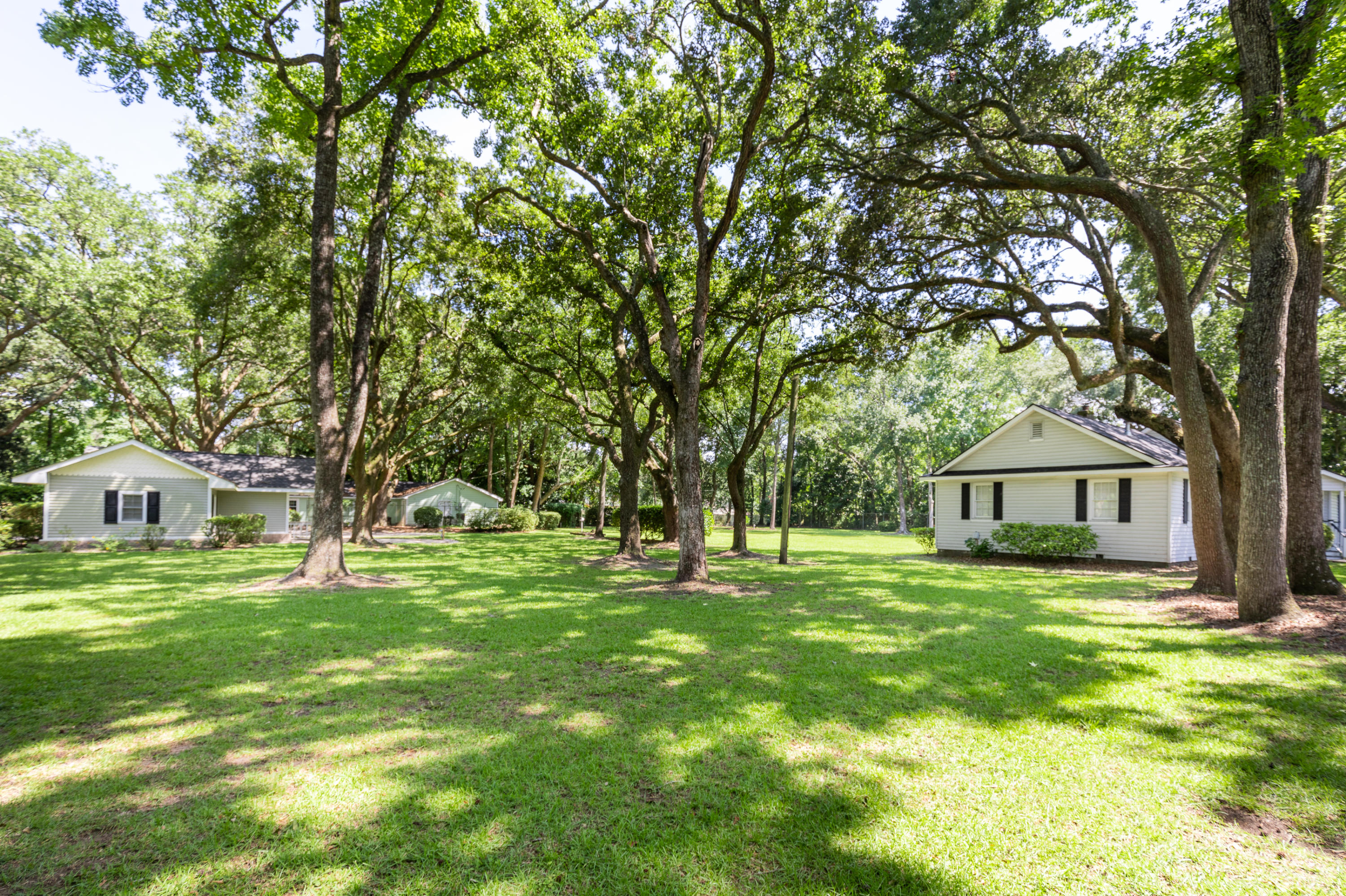 1433 Hale Road Mount Pleasant, SC 29464 - Photo 19 of 33 1433HaleRoad-KeenEyeMarketing-21