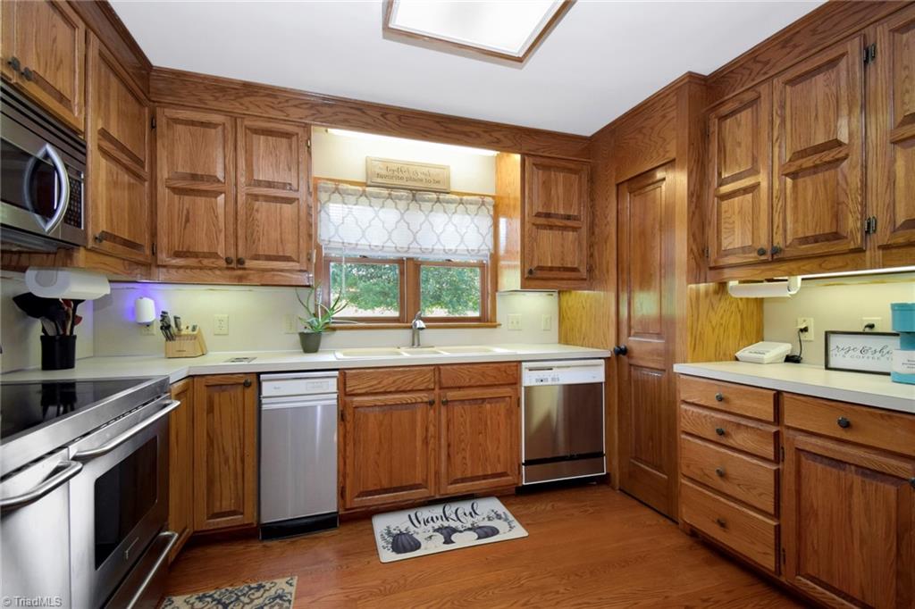 1297 Boiling Springs Road Purlear, NC 28665 - Photo 11 of 46 Kitchen