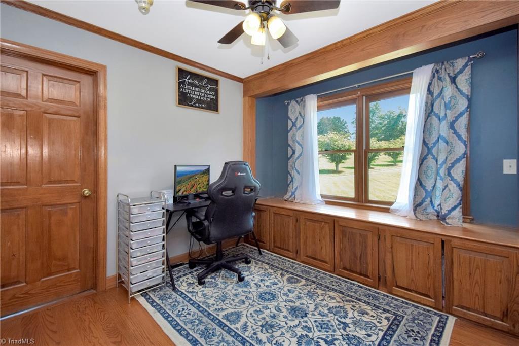 1297 Boiling Springs Road Purlear, NC 28665 - Photo 17 of 46 Office/Breakfast Nook