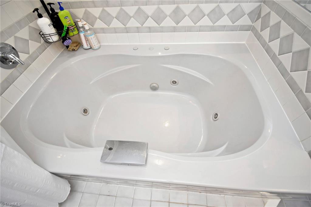 1297 Boiling Springs Road Purlear, NC 28665 - Photo 25 of 46 Jetted Jacuzzi Tub