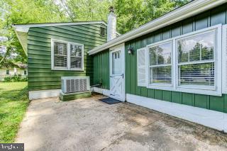 1833 Chesapeake Road Pasadena, MD 21122 - Photo 1 of 17 Gallery Image 1
