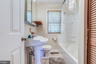 1833 Chesapeake Road Pasadena, MD 21122 - Photo 12 of 17 Gallery Image 12