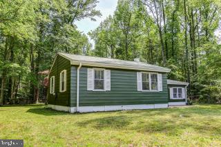 1833 Chesapeake Road Pasadena, MD 21122 - Photo 14 of 17 Gallery Image 14