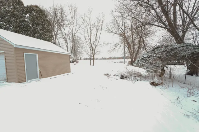 $2,150 | 1313 Summerset Drive, Mount Pleasant, WI 53406