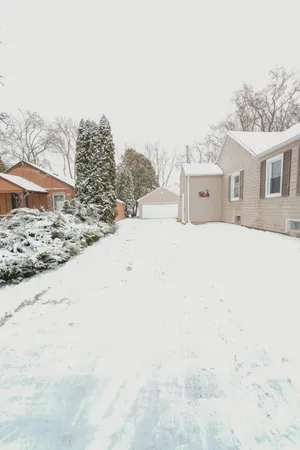 $2,150 | 1313 Summerset Drive, Mount Pleasant, WI 53406