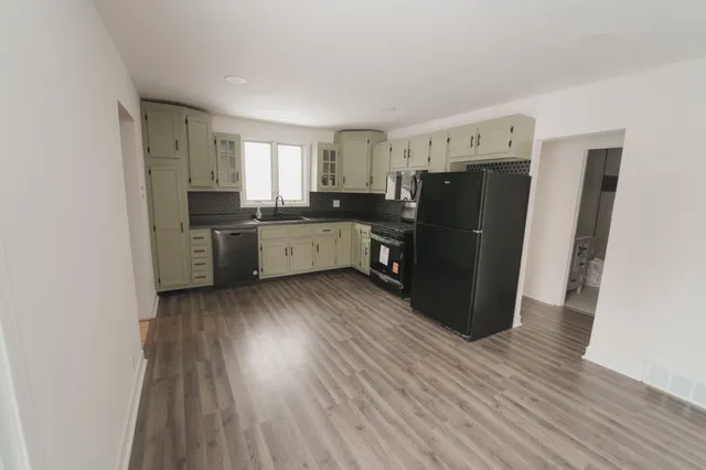 $2,150 | 1313 Summerset Drive, Mount Pleasant, WI 53406