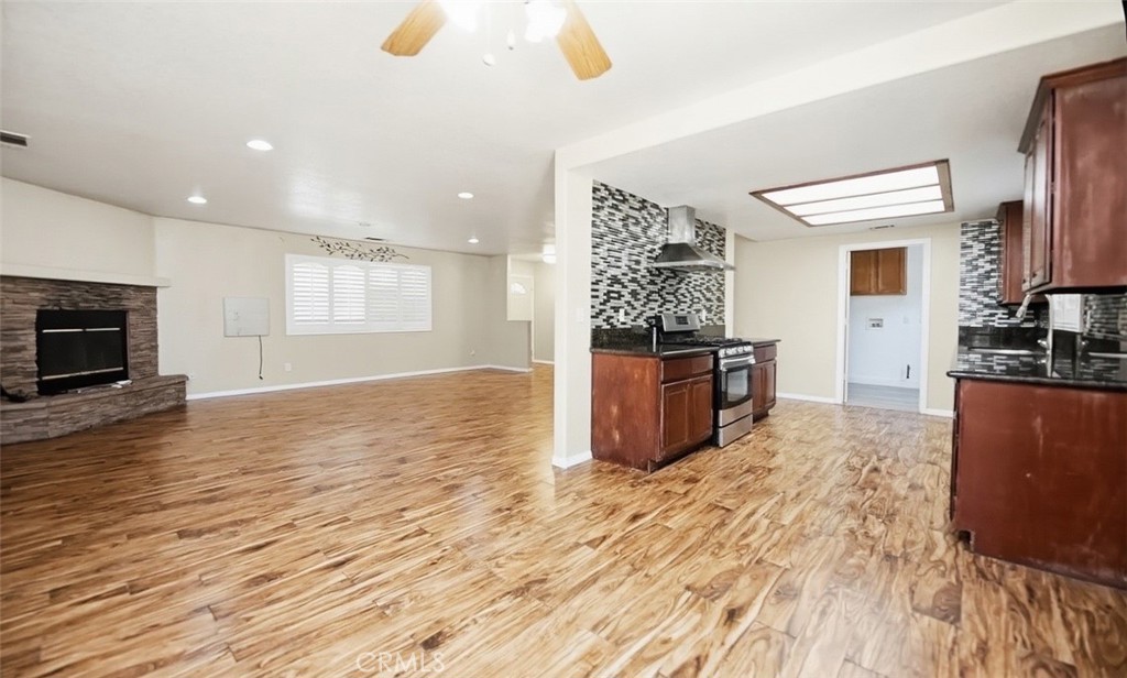 21667 Laguna Road Apple Valley, CA 92308 - Photo 7 of 21