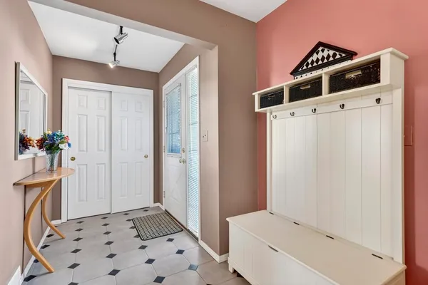 $259,900 | 4621 High Point Drive, Unit 6, Rockford, IL 61114