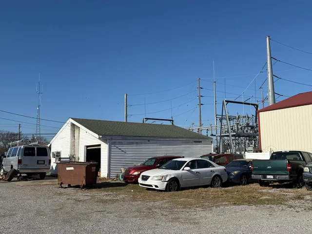 $89,500 | 327 North Illinois Avenue, Carbondale, IL 62901