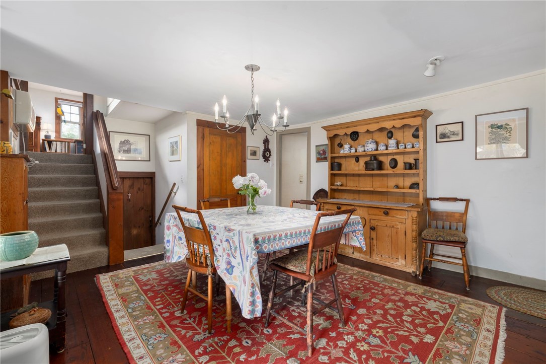 856 North Main Road Jamestown, RI 02835 - Photo 10 of 49