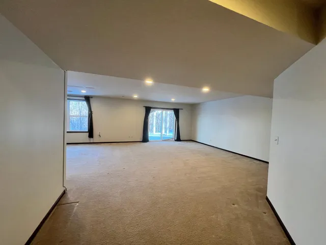 $3,995 | 5000 Merrimac Lane North, Plymouth, MN 55446