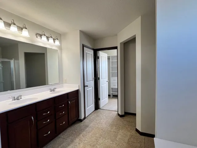 $3,995 | 5000 Merrimac Lane North, Plymouth, MN 55446