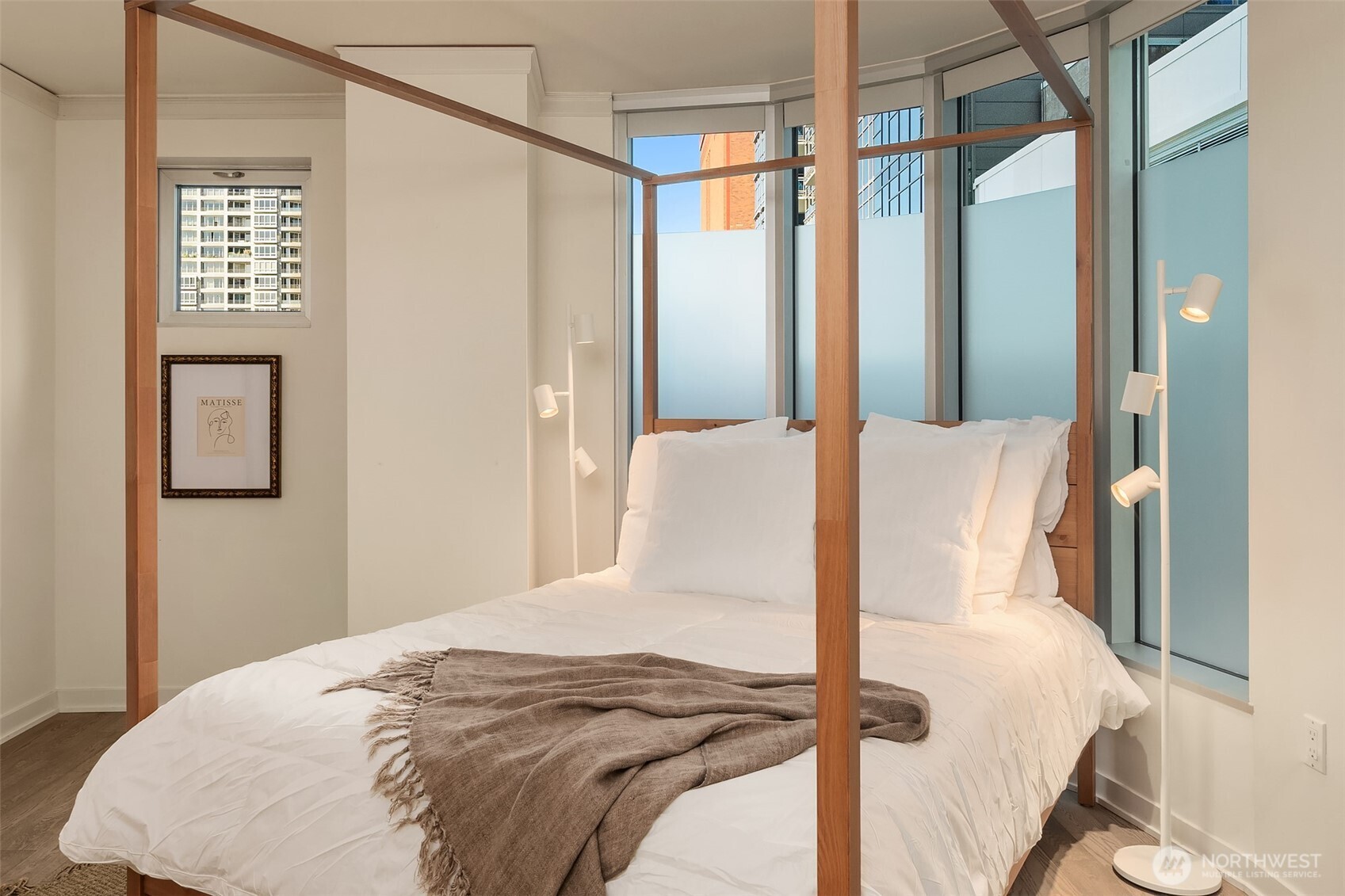 2000 1st Avenue, Unit 604 Seattle, WA 98121 - Photo 22 of 38