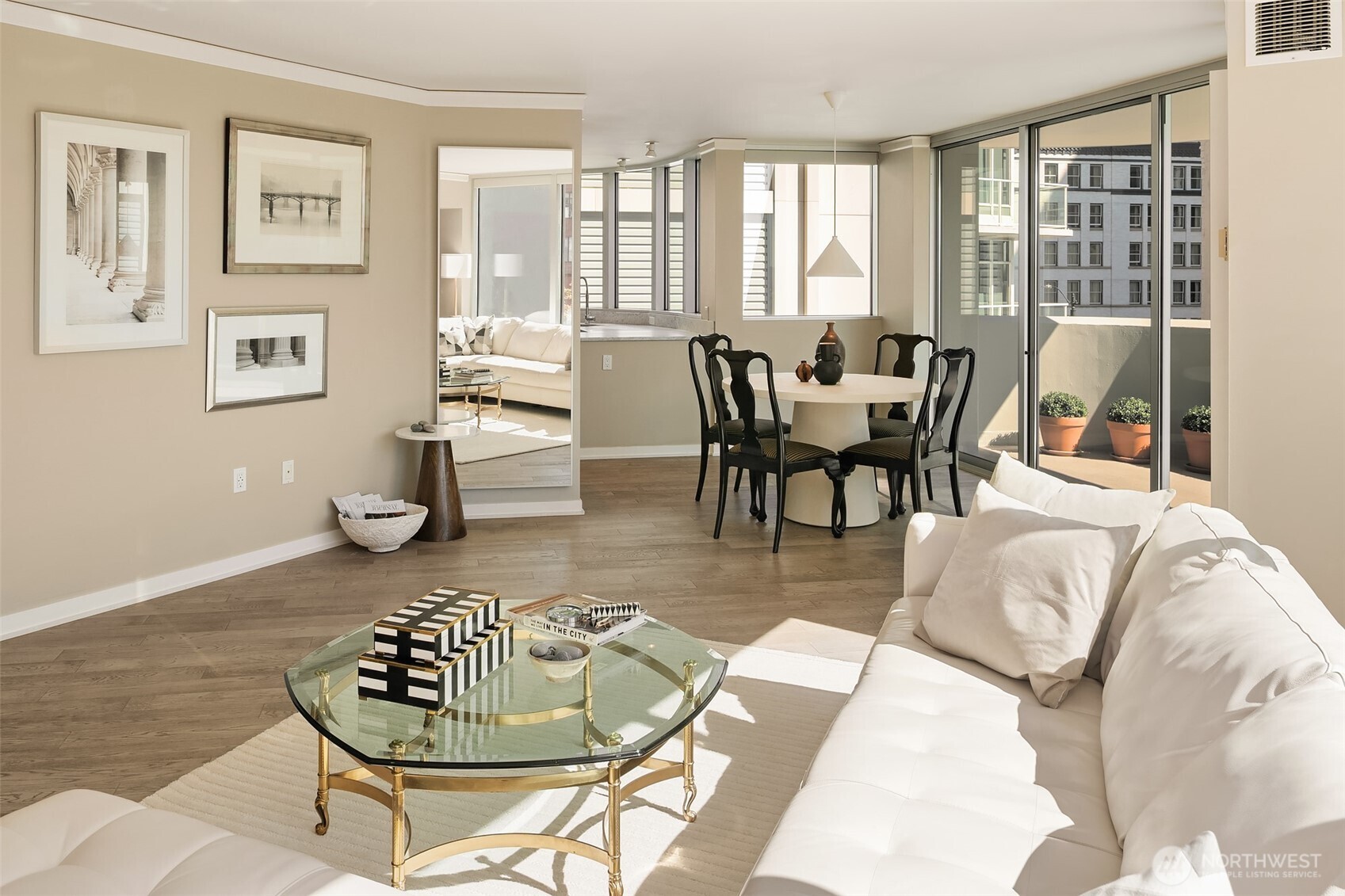 2000 1st Avenue, Unit 604 Seattle, WA 98121 - Photo 5 of 38