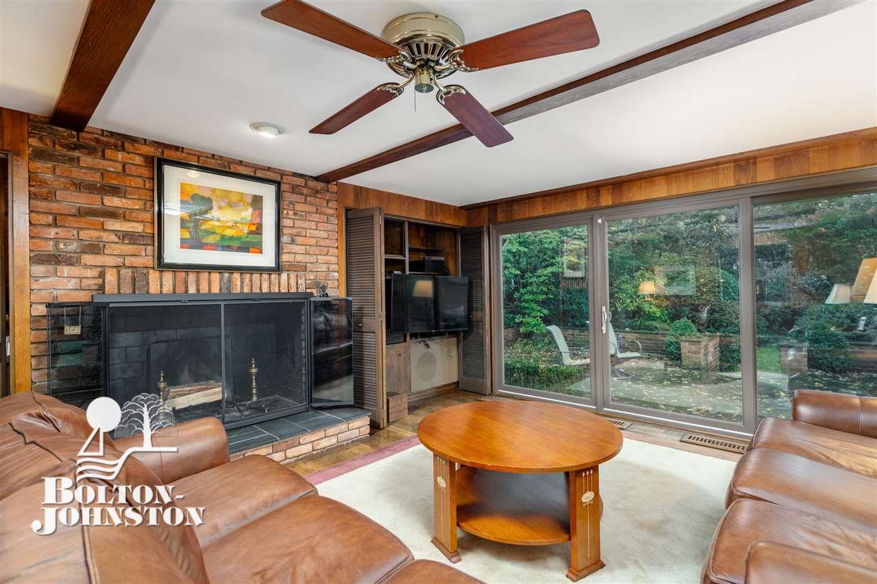 193 Merriweather Road Grosse Pointe, MI 48236 - Photo 15 of 68 Family Room