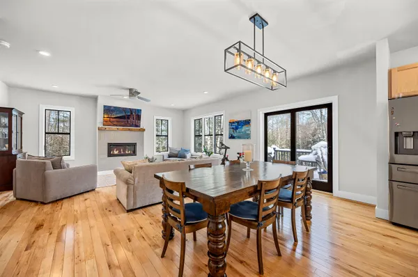 $1,100,000 | 44 Pinnacle Point, Waterbury, VT 05676