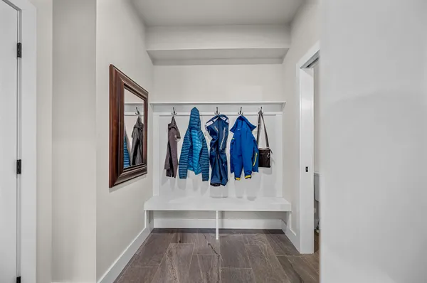 $1,100,000 | 44 Pinnacle Point, Waterbury, VT 05676