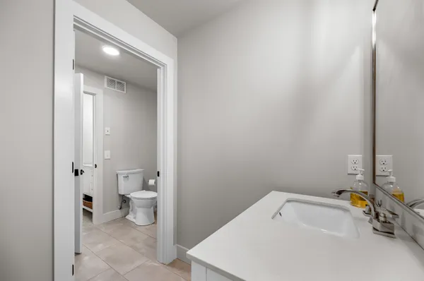 $1,100,000 | 44 Pinnacle Point, Waterbury, VT 05676