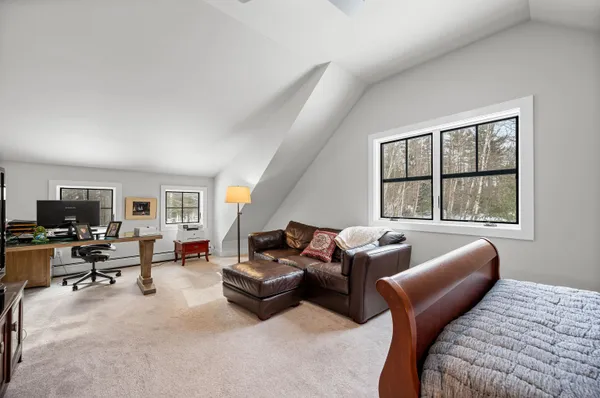 $1,100,000 | 44 Pinnacle Point, Waterbury, VT 05676