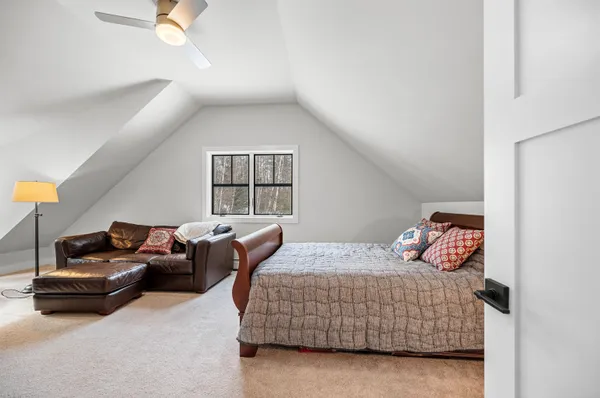 $1,100,000 | 44 Pinnacle Point, Waterbury, VT 05676