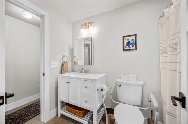 $1,100,000 | 44 Pinnacle Point, Waterbury, VT 05676