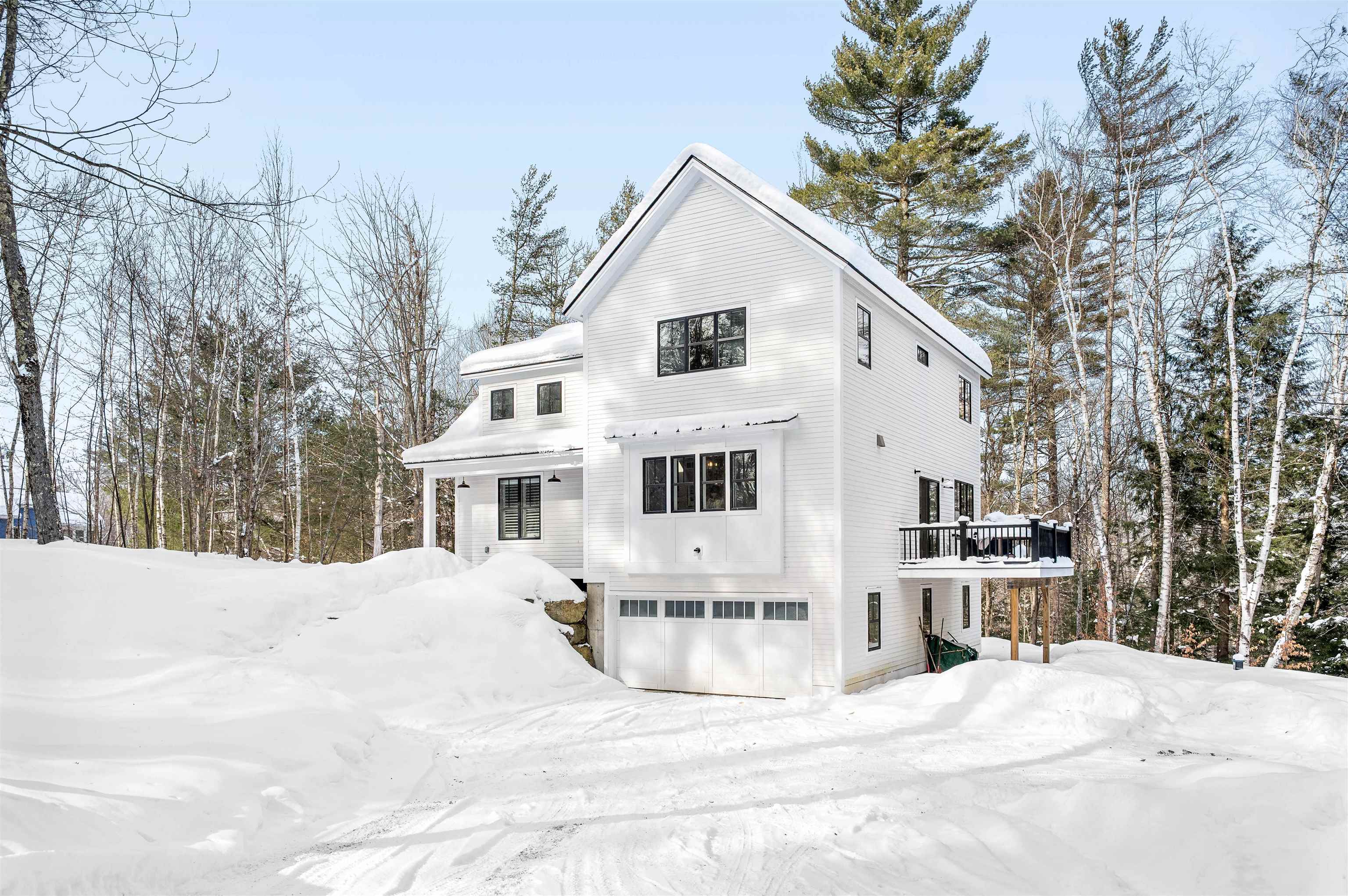 44 Pinnacle Point Waterbury, VT 05676 - Photo 5 of 46