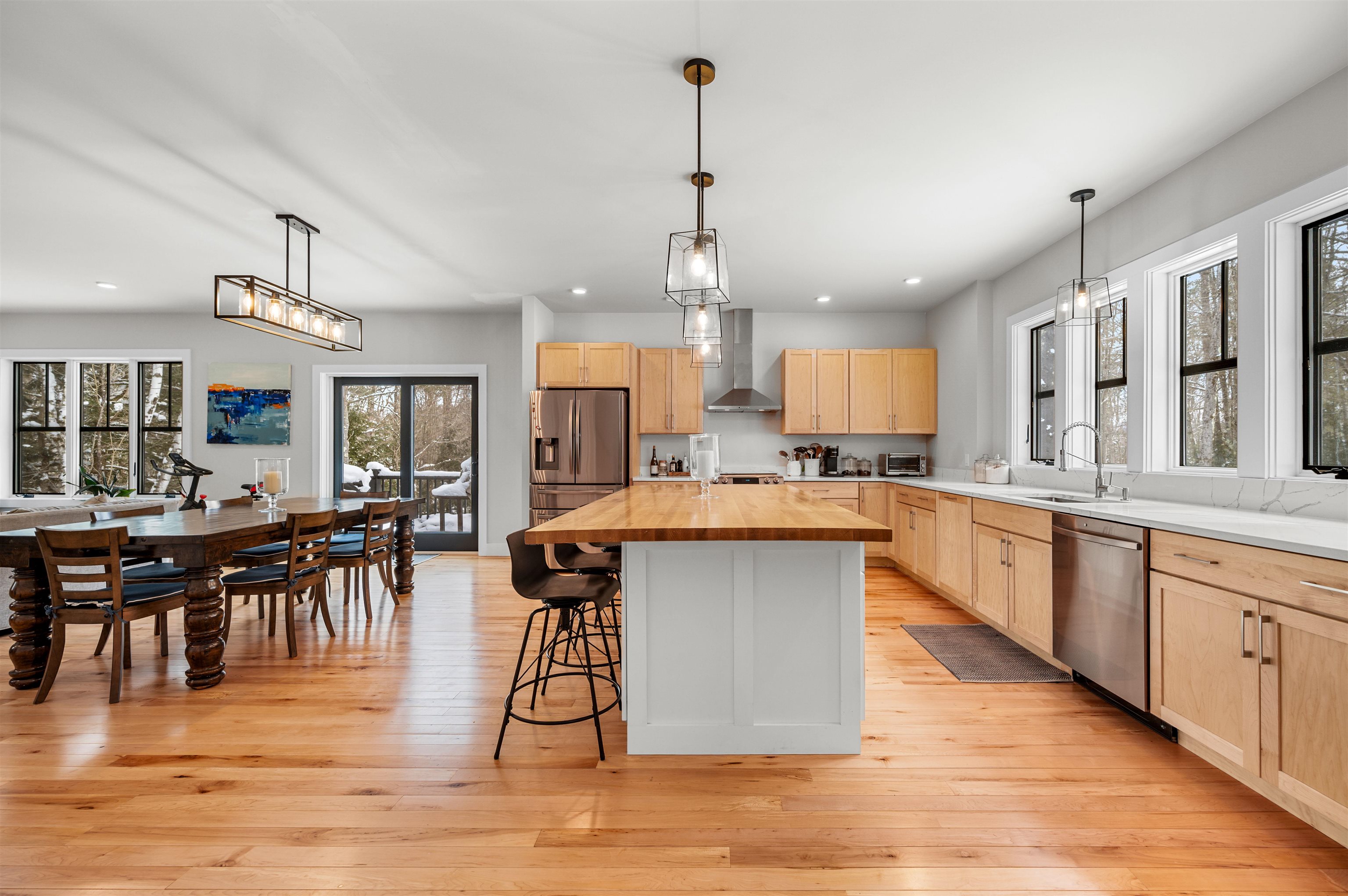 44 Pinnacle Point Waterbury, VT 05676 - Photo 7 of 46