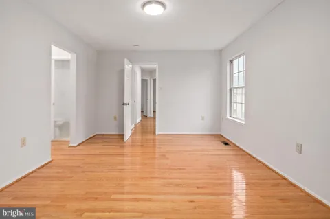 $499,900 | 8684 Venoy Court, Alexandria, VA 22309