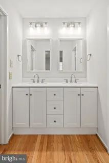 $499,900 | 8684 Venoy Court, Alexandria, VA 22309