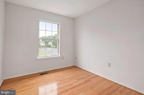 $499,900 | 8684 Venoy Court, Alexandria, VA 22309