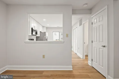 $499,900 | 8684 Venoy Court, Alexandria, VA 22309