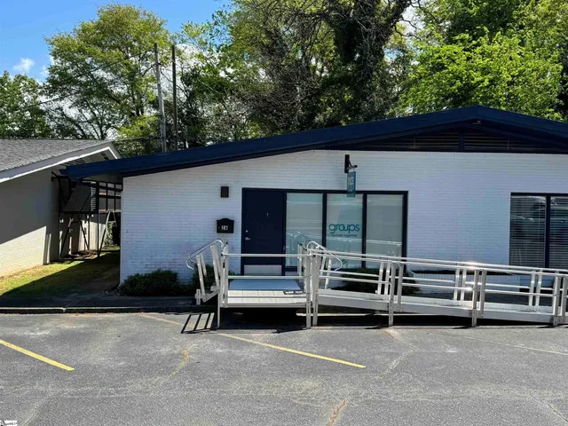 $2,800 | 413 Vardry Street, Unit 2A, Greenville, SC 29601