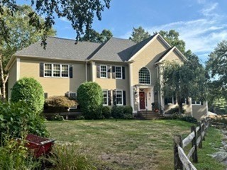 5 Blais Farm Road Middleton, MA 01949 - Photo 3 of 14 Gallery Image 3