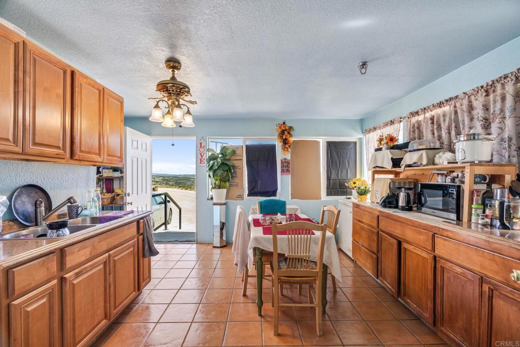 1607 Jewel Valley Road Boulevard, CA 91905 - Photo 16 of 52