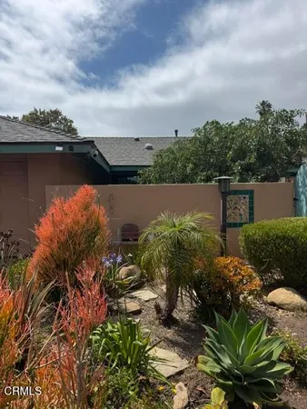 $1,775,000 | 1339 El Portal Street, Carpinteria, CA 93013