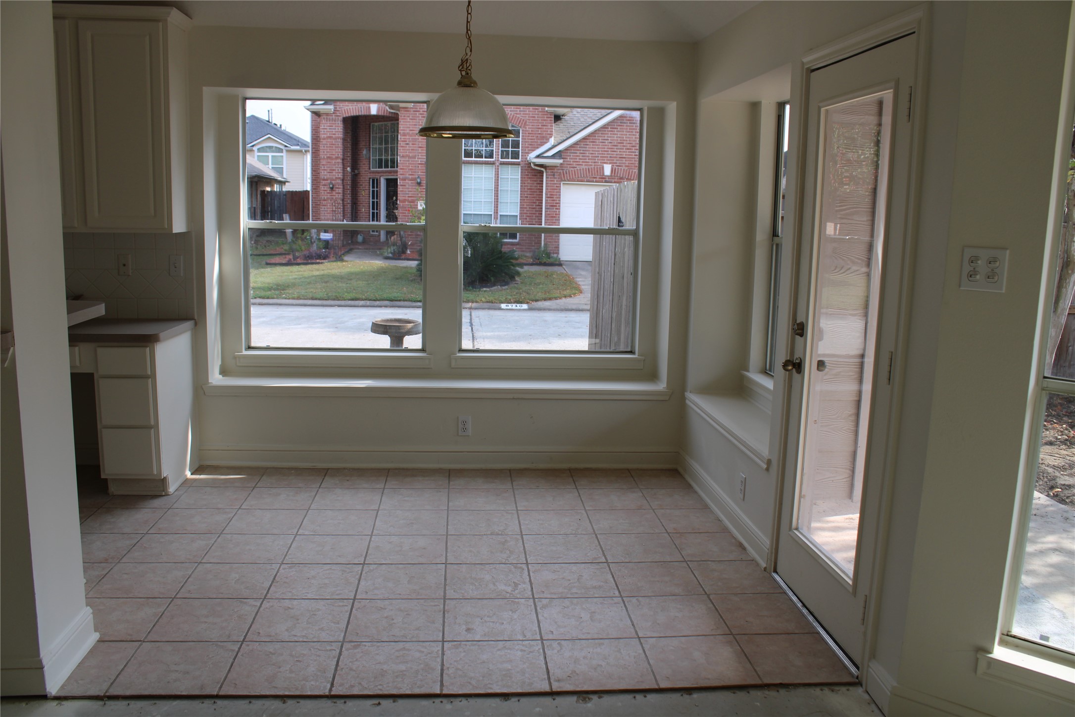 7007 Brookfir Lane Houston, TX 77040 - Photo 7 of 11