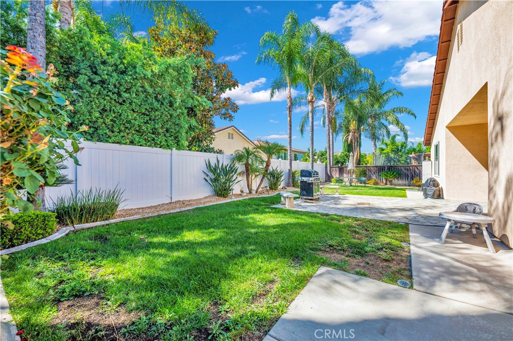 37678 Newcastle Road Murrieta, CA 92563 - Photo 39 of 44 a view of outdoor space yard and swimming pool
