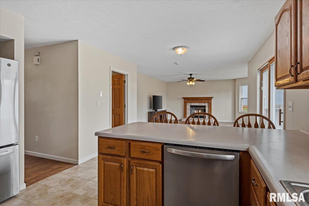 405 Eagle Ridge Drive Chatham, IL 62629 - Photo 13 of 54