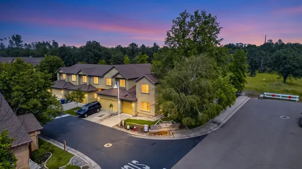 $335,000 | 3285 Sinaloa Trail, Redding, CA 96002