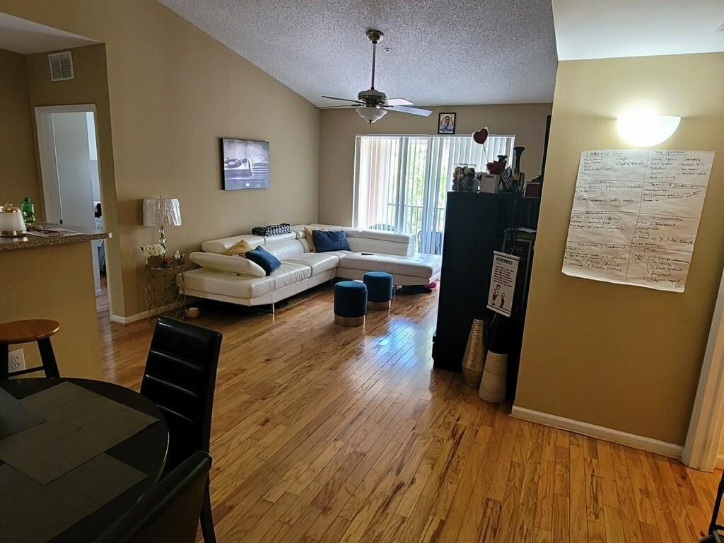 8020 North Nob Hill Road, Unit 8304 Tamarac, FL 33321 - Photo 2 of 12 Photo 2