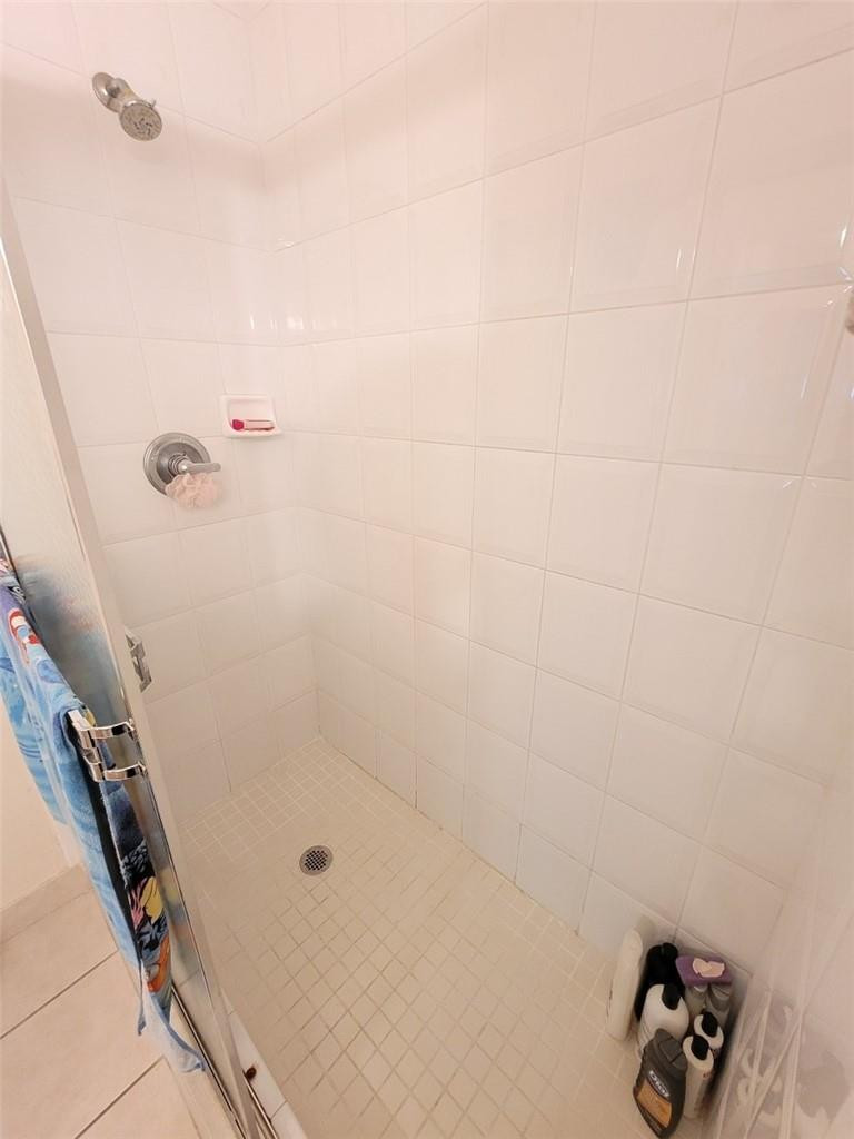 8020 North Nob Hill Road, Unit 8304 Tamarac, FL 33321 - Photo 9 of 12 Photo 9