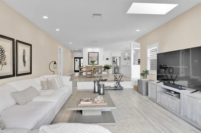 $15,000 | 17026 Bay Street, Jupiter, FL 33477