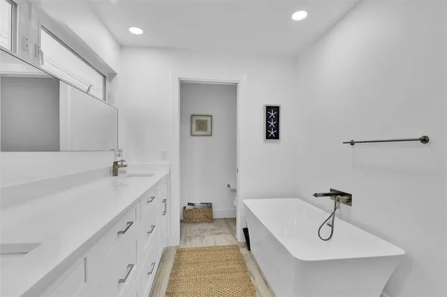 $15,000 | 17026 Bay Street, Jupiter, FL 33477