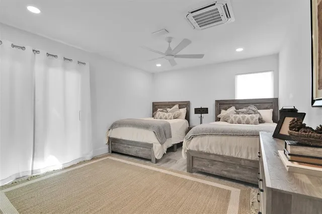 $15,000 | 17026 Bay Street, Jupiter, FL 33477