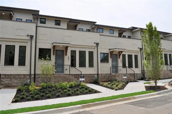 $621,900 | 241 White Street Northwest, Marietta, GA 30060